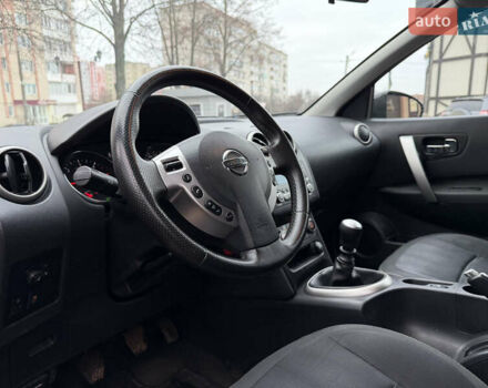 Черный Ниссан Кашкай, объемом двигателя 1.46 л и пробегом 330 тыс. км за 9000 $, фото 51 на Automoto.ua