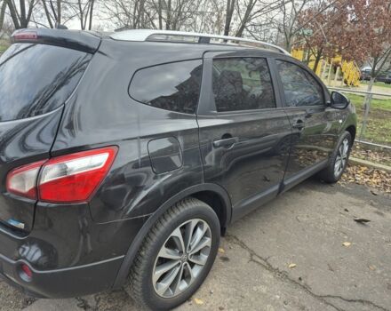 Черный Ниссан Кашкай, объемом двигателя 1.5 л и пробегом 299 тыс. км за 7500 $, фото 3 на Automoto.ua