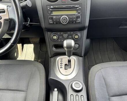 Чорний Ніссан Кашкай, об'ємом двигуна 2 л та пробігом 212 тис. км за 11200 $, фото 6 на Automoto.ua