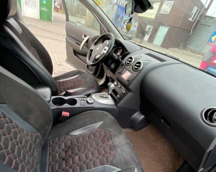 Черный Ниссан Кашкай, объемом двигателя 2 л и пробегом 235 тыс. км за 10700 $, фото 13 на Automoto.ua