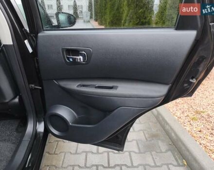 Черный Ниссан Кашкай, объемом двигателя 2 л и пробегом 202 тыс. км за 10750 $, фото 17 на Automoto.ua