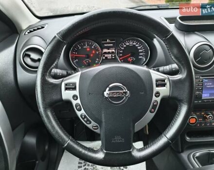 Черный Ниссан Кашкай, объемом двигателя 2 л и пробегом 202 тыс. км за 10750 $, фото 11 на Automoto.ua