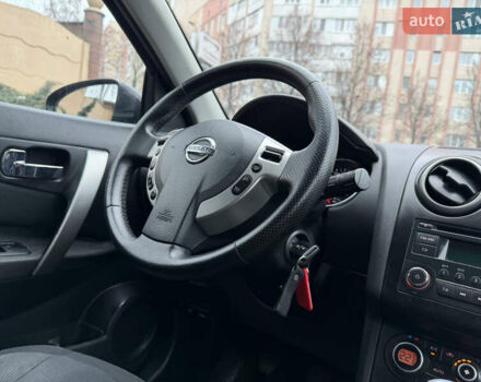 Черный Ниссан Кашкай, объемом двигателя 1.46 л и пробегом 330 тыс. км за 9000 $, фото 38 на Automoto.ua
