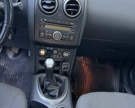 Чорний Ніссан Кашкай, об'ємом двигуна 1.6 л та пробігом 159 тис. км за 10700 $, фото 13 на Automoto.ua