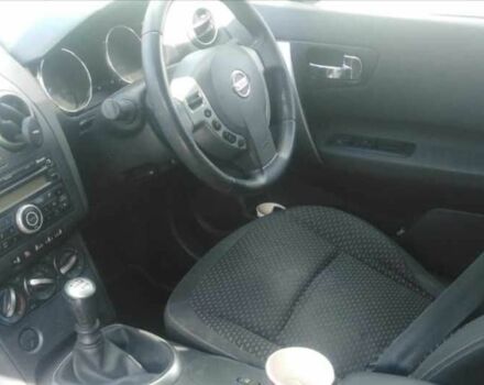 Черный Ниссан Кашкай, объемом двигателя 1.5 л и пробегом 166 тыс. км за 3009 $, фото 4 на Automoto.ua