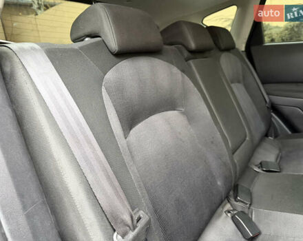 Черный Ниссан Кашкай, объемом двигателя 1.46 л и пробегом 330 тыс. км за 9000 $, фото 61 на Automoto.ua