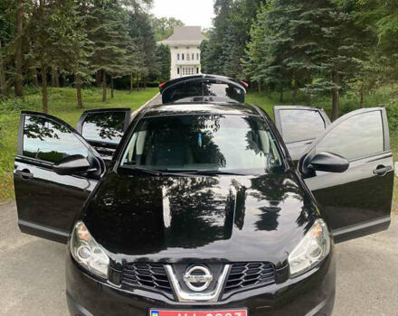 Чорний Ніссан Кашкай, об'ємом двигуна 1.6 л та пробігом 200 тис. км за 9999 $, фото 26 на Automoto.ua