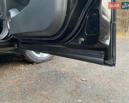 Черный Ниссан Кашкай, объемом двигателя 2 л и пробегом 230 тыс. км за 11999 $, фото 96 на Automoto.ua