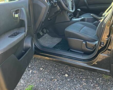 Черный Ниссан Кашкай, объемом двигателя 1.6 л и пробегом 174 тыс. км за 8900 $, фото 9 на Automoto.ua