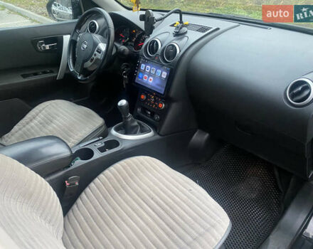 Черный Ниссан Кашкай, объемом двигателя 1.46 л и пробегом 255 тыс. км за 9750 $, фото 6 на Automoto.ua