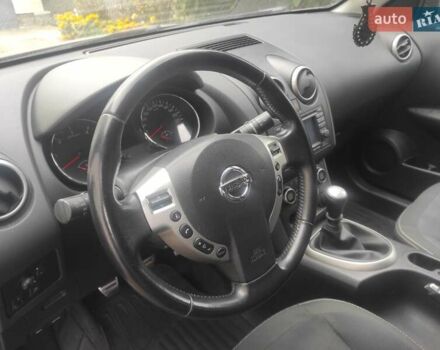 Чорний Ніссан Кашкай, об'ємом двигуна 2 л та пробігом 213 тис. км за 10300 $, фото 7 на Automoto.ua