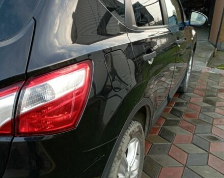 Чорний Ніссан Кашкай, об'ємом двигуна 1.5 л та пробігом 250 тис. км за 10000 $, фото 3 на Automoto.ua