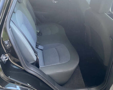 Чорний Ніссан Кашкай, об'ємом двигуна 1.6 л та пробігом 200 тис. км за 9999 $, фото 40 на Automoto.ua