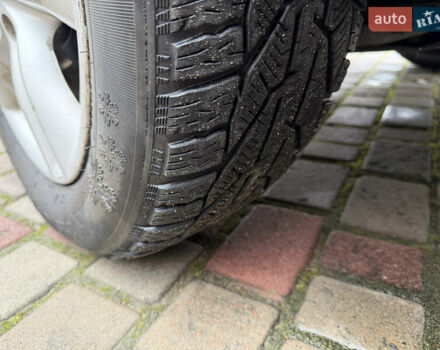 Черный Ниссан Кашкай, объемом двигателя 1.46 л и пробегом 330 тыс. км за 9000 $, фото 69 на Automoto.ua