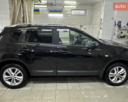 Черный Ниссан Кашкай, объемом двигателя 1.5 л и пробегом 245 тыс. км за 9950 $, фото 9 на Automoto.ua