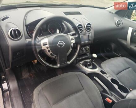 Черный Ниссан Кашкай, объемом двигателя 1.5 л и пробегом 217 тыс. км за 9850 $, фото 24 на Automoto.ua