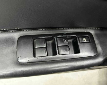 Черный Ниссан Кашкай, объемом двигателя 2 л и пробегом 200 тыс. км за 12600 $, фото 6 на Automoto.ua