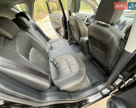 Чорний Ніссан Кашкай, об'ємом двигуна 2 л та пробігом 230 тис. км за 12299 $, фото 126 на Automoto.ua