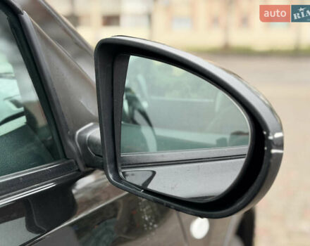 Черный Ниссан Кашкай, объемом двигателя 1.46 л и пробегом 330 тыс. км за 9000 $, фото 34 на Automoto.ua