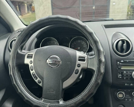 Черный Ниссан Кашкай, объемом двигателя 1.5 л и пробегом 280 тыс. км за 8400 $, фото 5 на Automoto.ua