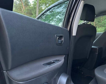 Чорний Ніссан Кашкай, об'ємом двигуна 1.6 л та пробігом 195 тис. км за 9150 $, фото 14 на Automoto.ua