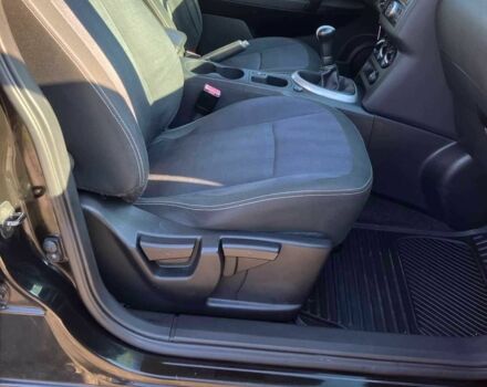 Черный Ниссан Кашкай, объемом двигателя 1.6 л и пробегом 174 тыс. км за 8900 $, фото 10 на Automoto.ua