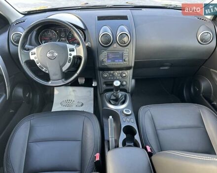 Черный Ниссан Кашкай, объемом двигателя 2 л и пробегом 121 тыс. км за 13999 $, фото 20 на Automoto.ua