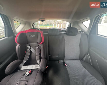 Черный Ниссан Кашкай, объемом двигателя 1.5 л и пробегом 280 тыс. км за 8400 $, фото 6 на Automoto.ua