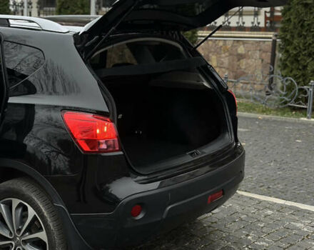 Черный Ниссан Кашкай, объемом двигателя 1.46 л и пробегом 266 тыс. км за 9400 $, фото 22 на Automoto.ua