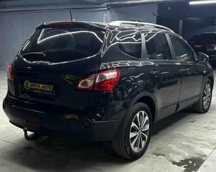 Черный Ниссан Кашкай, объемом двигателя 2 л и пробегом 200 тыс. км за 12600 $, фото 5 на Automoto.ua