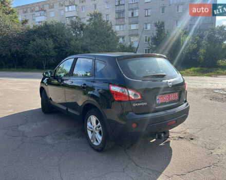 Черный Ниссан Кашкай, объемом двигателя 1.5 л и пробегом 196 тыс. км за 10300 $, фото 3 на Automoto.ua