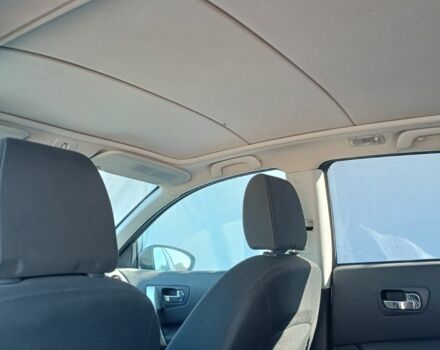 Черный Ниссан Кашкай, объемом двигателя 2 л и пробегом 169 тыс. км за 9799 $, фото 5 на Automoto.ua