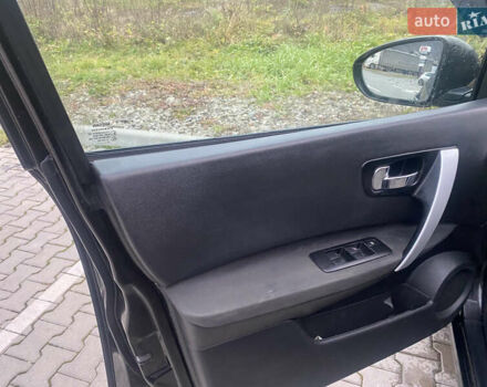 Черный Ниссан Кашкай, объемом двигателя 1.46 л и пробегом 255 тыс. км за 9750 $, фото 9 на Automoto.ua