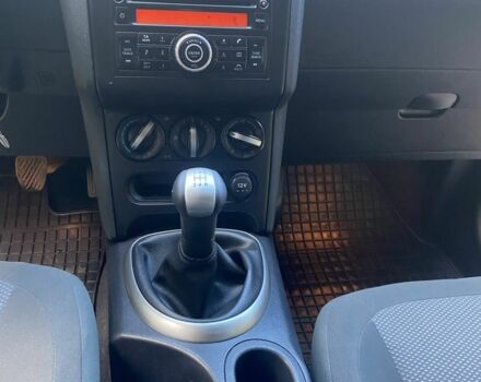 Чорний Ніссан Кашкай, об'ємом двигуна 1.6 л та пробігом 206 тис. км за 9850 $, фото 16 на Automoto.ua