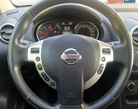 Чорний Ніссан Кашкай, об'ємом двигуна 1.6 л та пробігом 245 тис. км за 11200 $, фото 10 на Automoto.ua