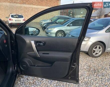 Черный Ниссан Кашкай, объемом двигателя 1.5 л и пробегом 233 тыс. км за 10699 $, фото 11 на Automoto.ua