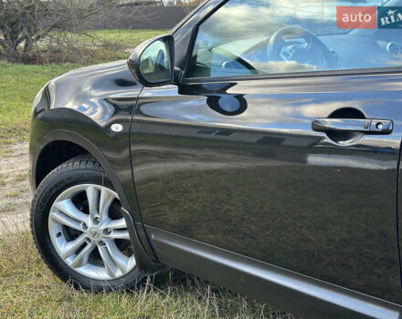 Черный Ниссан Кашкай, объемом двигателя 1.5 л и пробегом 241 тыс. км за 10600 $, фото 13 на Automoto.ua