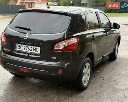 Чорний Ніссан Кашкай, об'ємом двигуна 1.46 л та пробігом 221 тис. км за 9999 $, фото 4 на Automoto.ua