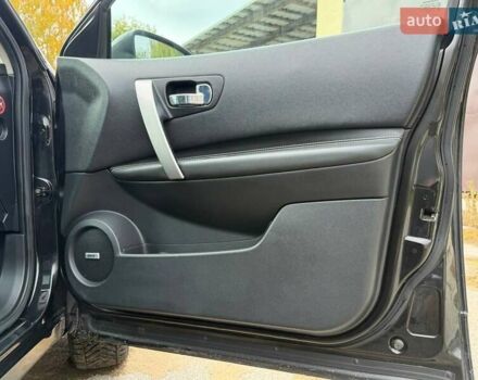 Черный Ниссан Кашкай, объемом двигателя 1.5 л и пробегом 207 тыс. км за 10850 $, фото 31 на Automoto.ua