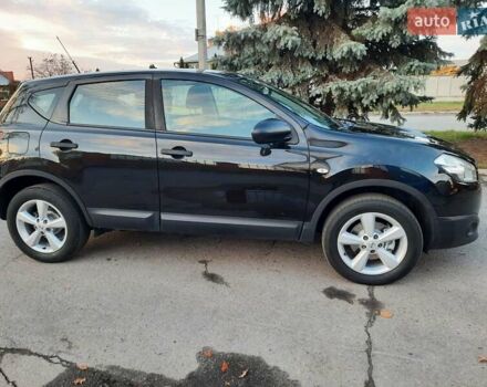 Черный Ниссан Кашкай, объемом двигателя 1.6 л и пробегом 211 тыс. км за 10800 $, фото 80 на Automoto.ua