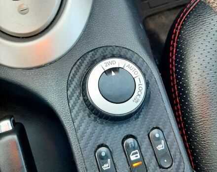 Чорний Ніссан Кашкай, об'ємом двигуна 2 л та пробігом 181 тис. км за 12000 $, фото 6 на Automoto.ua