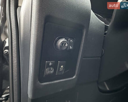 Черный Ниссан Кашкай, объемом двигателя 1.5 л и пробегом 220 тыс. км за 11499 $, фото 34 на Automoto.ua