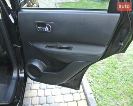 Черный Ниссан Кашкай, объемом двигателя 2 л и пробегом 220 тыс. км за 13500 $, фото 22 на Automoto.ua