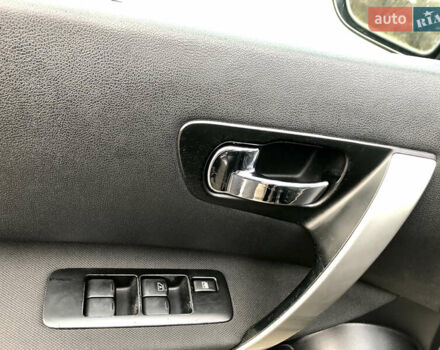 Черный Ниссан Кашкай, объемом двигателя 1.5 л и пробегом 192 тыс. км за 11500 $, фото 29 на Automoto.ua