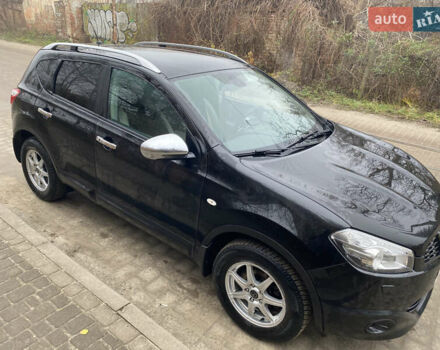 Черный Ниссан Кашкай, объемом двигателя 1.46 л и пробегом 220 тыс. км за 11300 $, фото 2 на Automoto.ua