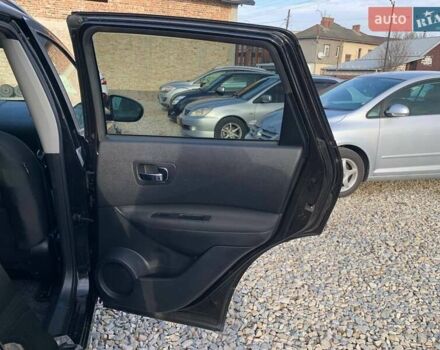 Черный Ниссан Кашкай, объемом двигателя 1.5 л и пробегом 233 тыс. км за 10699 $, фото 10 на Automoto.ua