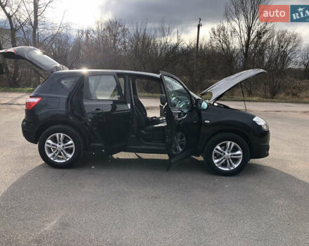 Черный Ниссан Кашкай, объемом двигателя 1.5 л и пробегом 192 тыс. км за 11500 $, фото 60 на Automoto.ua