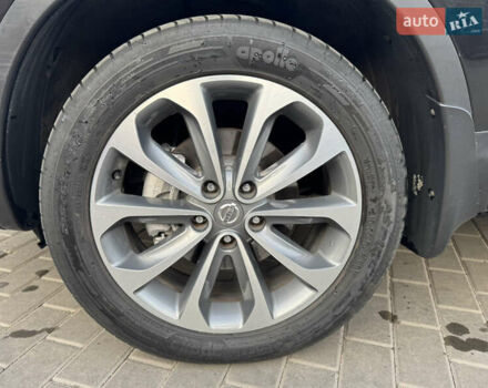 Черный Ниссан Кашкай, объемом двигателя 1.6 л и пробегом 216 тыс. км за 10999 $, фото 17 на Automoto.ua