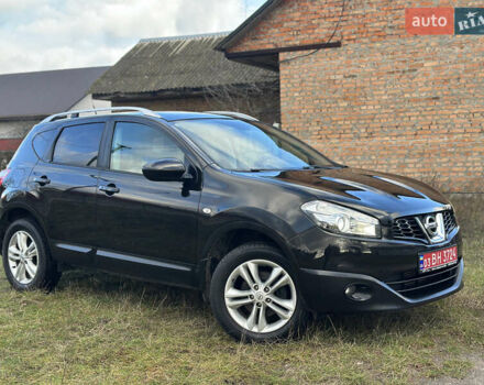 Черный Ниссан Кашкай, объемом двигателя 1.5 л и пробегом 241 тыс. км за 10600 $, фото 7 на Automoto.ua