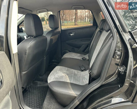 Чорний Ніссан Кашкай, об'ємом двигуна 1.6 л та пробігом 211 тис. км за 10300 $, фото 44 на Automoto.ua